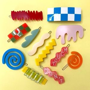 12 Chunks Hair Clips & Barrettes